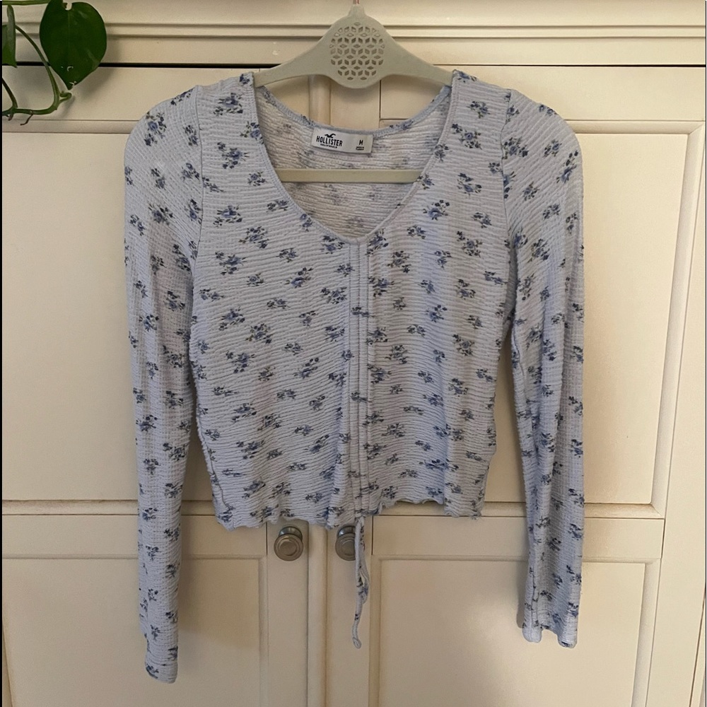 Hollister Blue Flower long sleeve